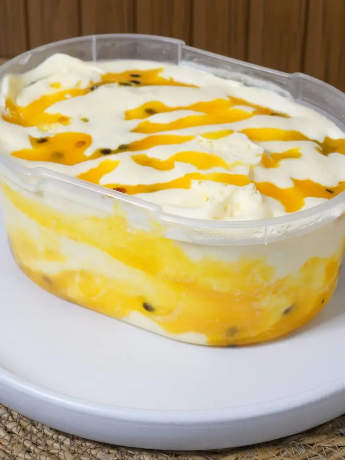 Pote de 1 litro de gelato Mousse de maracujá